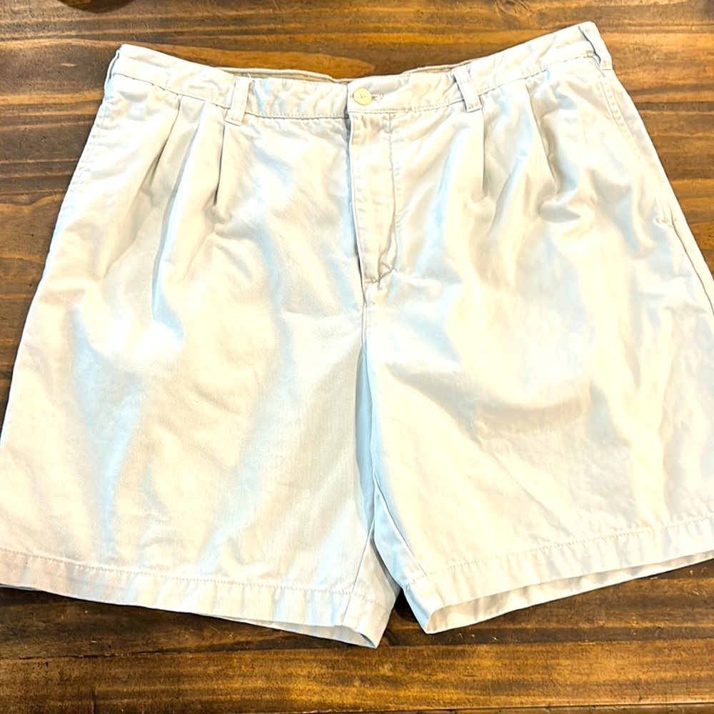 Men’s Khaki Shorts size 38 - Picture 1 of 3